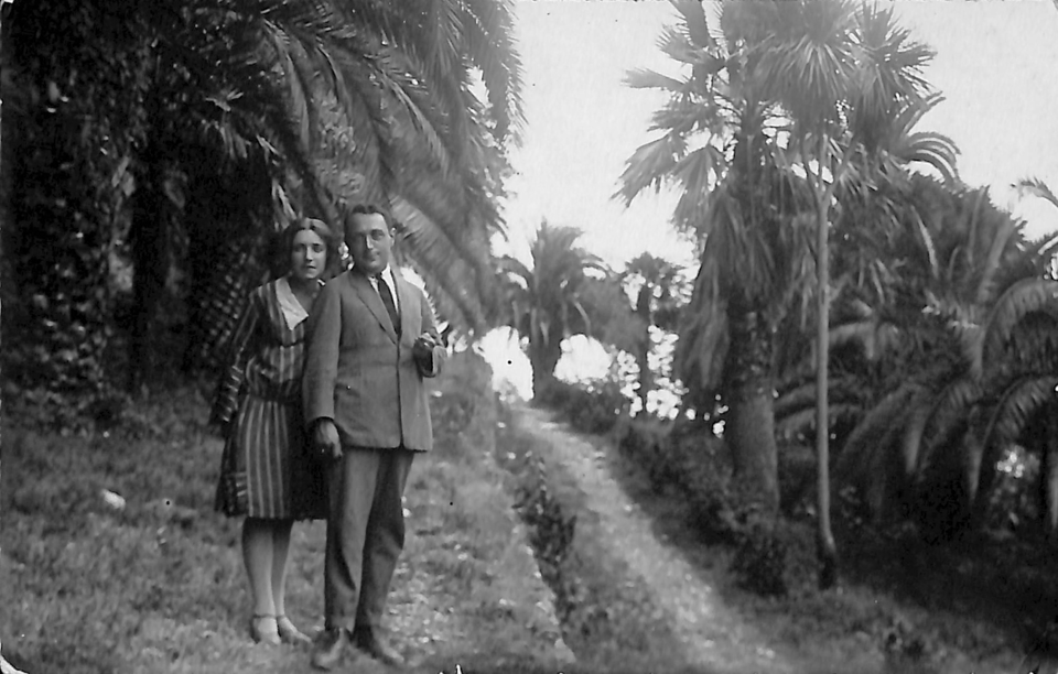 Фотография. Стонов Дмитрий Миронович и Идлин Анна Зиновьевна. 1928 г.