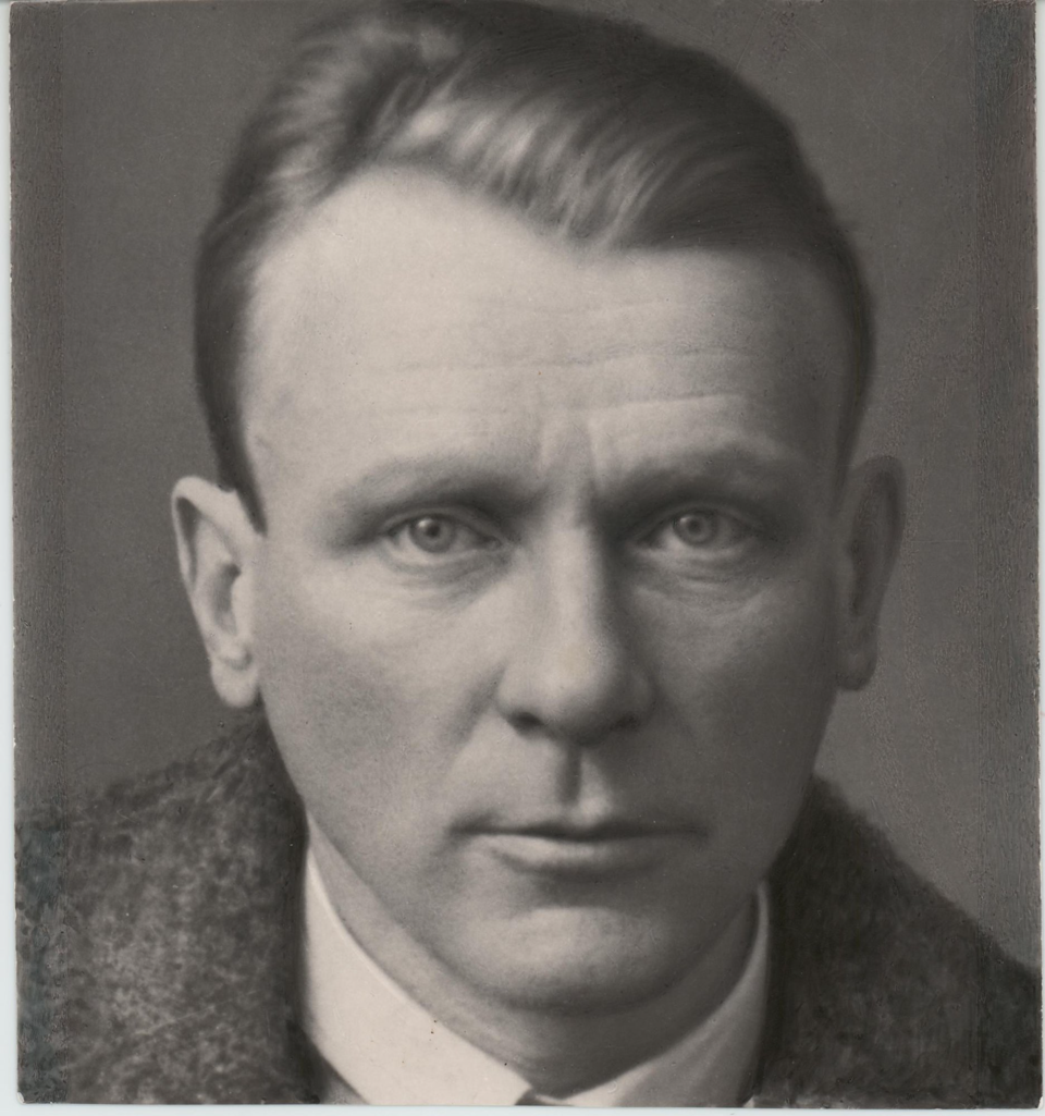 Фотокопия. Булгаков Михаил Афанасьевич. Пересъемка с фотографии 1932 г. 2000-е годы.