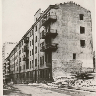 Фотокопия. Дом, где жил М.А. Булгаков в 1934–1940 гг. Нащокинский пер. (Фурманова ул.), д. 3–5. [1970-е годы.]. Задикян А.А.