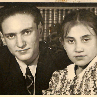 Фотография. Стонов Леонид Дмитриевич и Стонова Елена Дмитриевна. 1950 г.