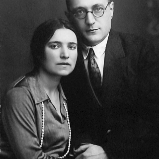Фотография. Стонов Дмитрий Миронович и Стонова Анна Зиновьевна. 1930 г.