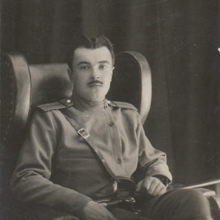Фотография. «Дни Турбиных» (пьеса), Булгаков М.А. Поль Павел Николаевич в роли Алексея Турбина в спектакле по пьесе «Братья Турбины». 1920 г.