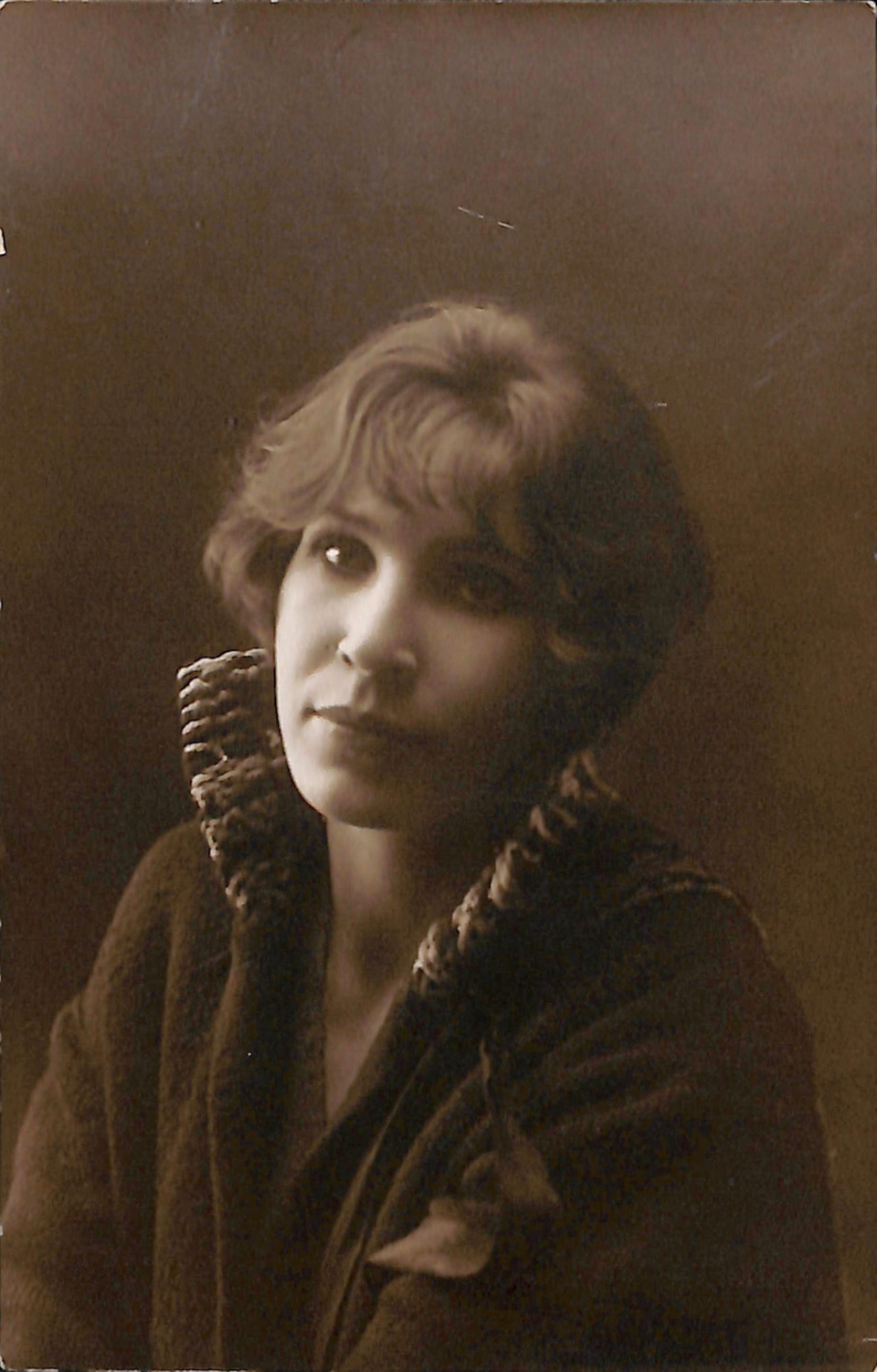 Фотография. Гайдовская Валентина Константиновна. [1920-е гг.]. Сергеев И.Д.