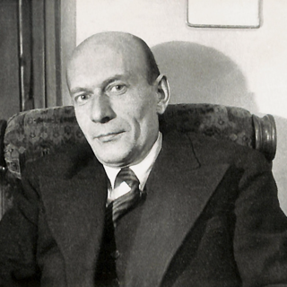 Фотография. Лямин Николай Николаевич у Шапошниковых. 1927-1928 гг. Шапошников Б.В.